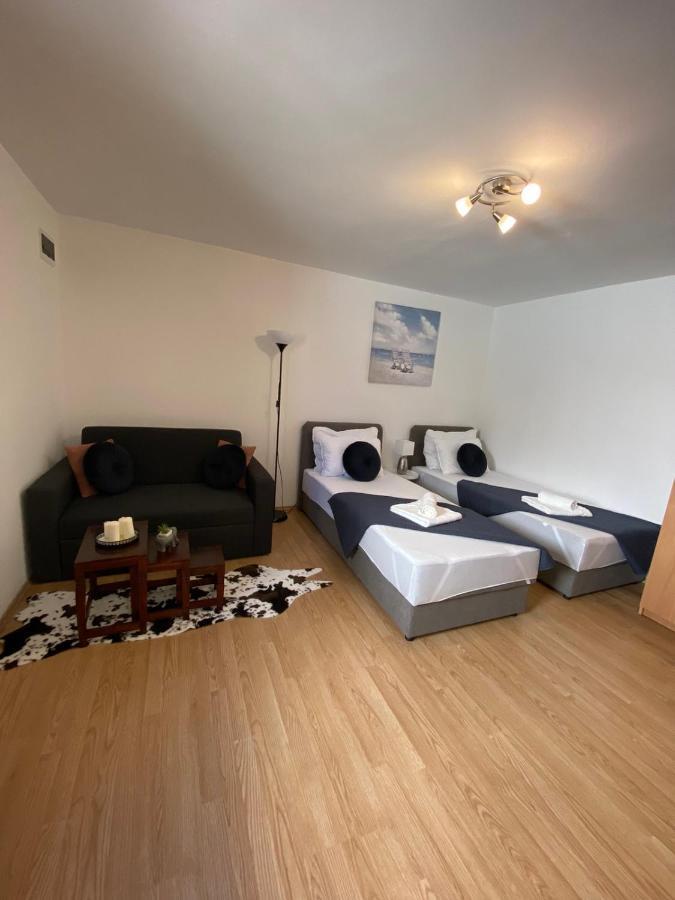 Apartman Hana U Blizini Automotodroma Grobnik I Kostrenski Plaza 科斯特雷纳 外观 照片
